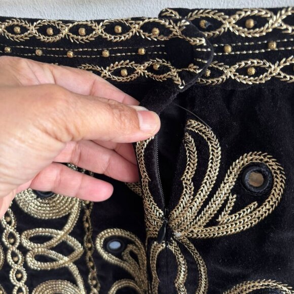 Calypso Womens Golden Embroidered Mini Skirt Black Size XSmall - Picture 7 of 11